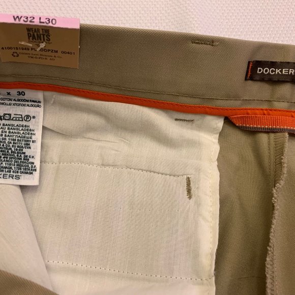 Mens Dockers Signature Khaki W32 x L30 NWT - Picture 3 of 4